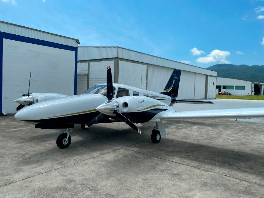 PIPER SENECA V 2001