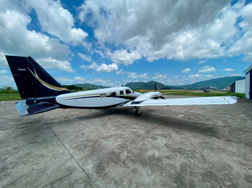 PIPER SENECA V 2001
