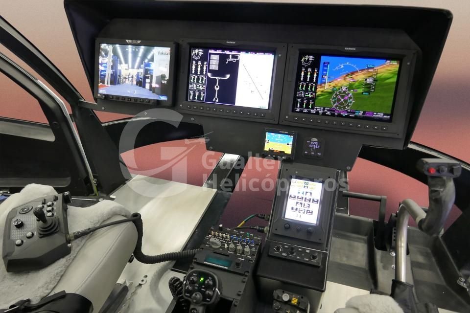 LEONARDO AW09