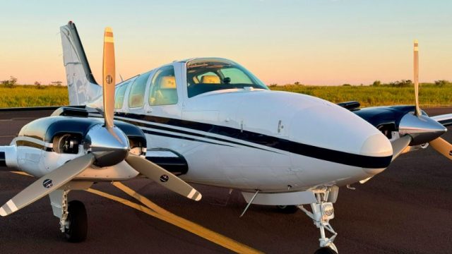 BEECHCRAFT BARON B58 1998