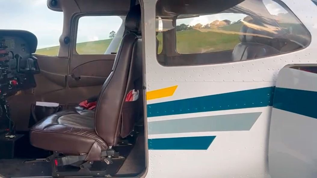 CESSNA 172 SP SKYHAWK 2001