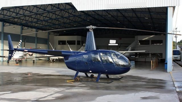 HELICÓPTERO ROBINSON R44 2000 À VENDA