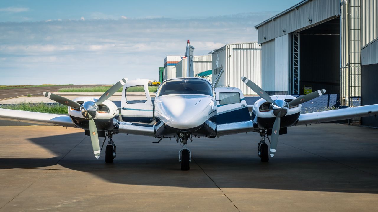 EMBRAER EMB-810D III 1991
