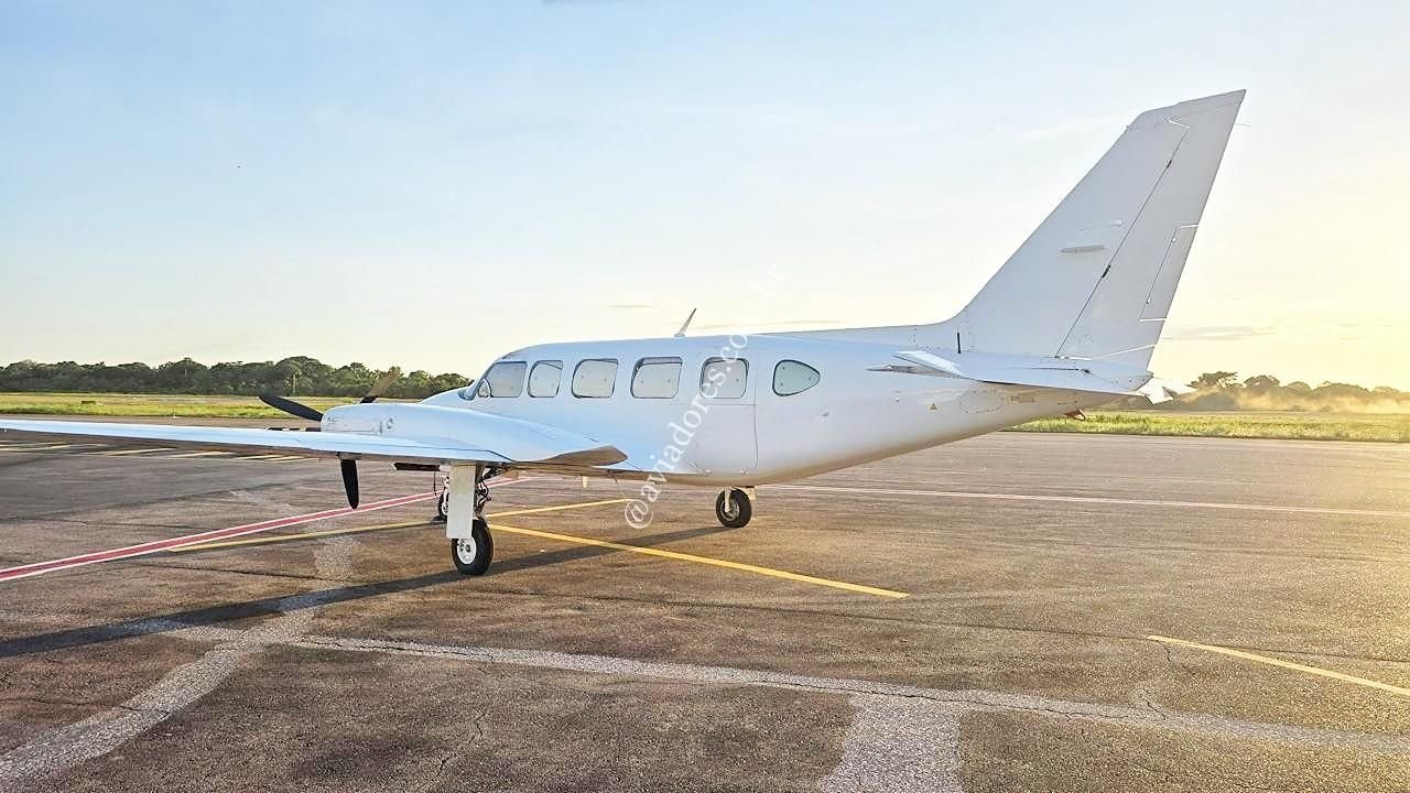 EMBRAER EMB-820C NAVAJO 1976