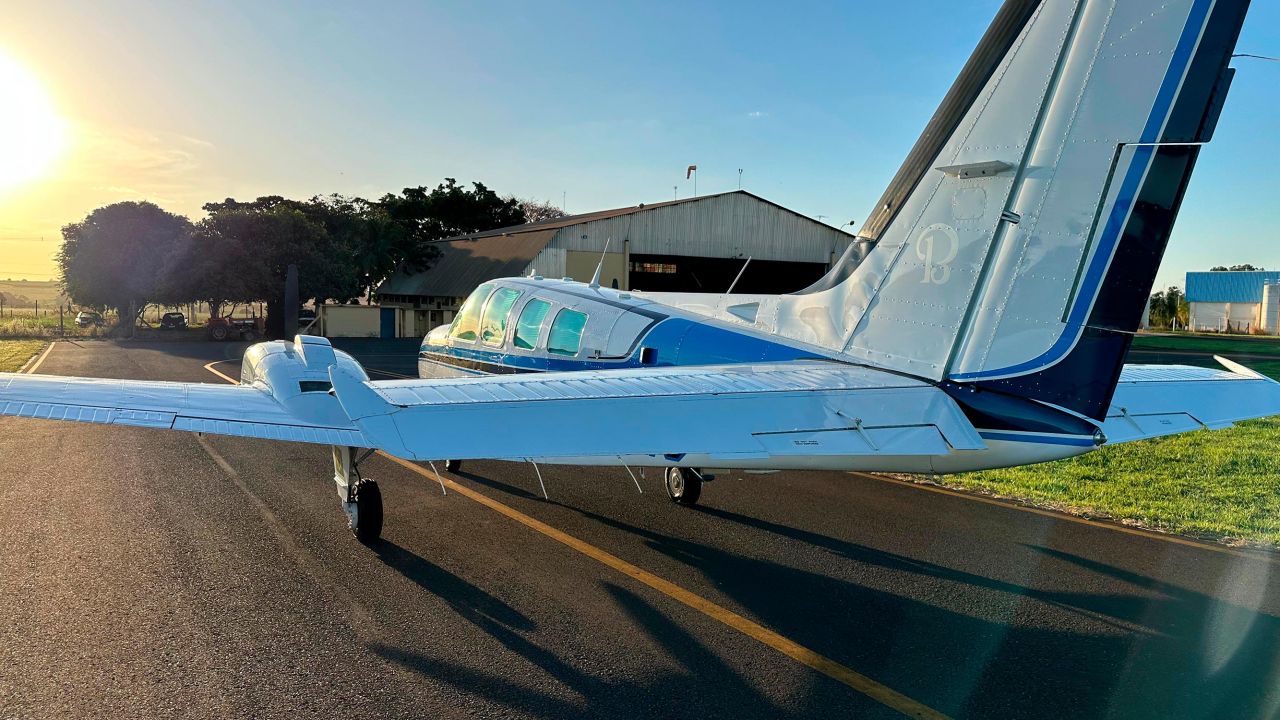 BEECHCRAFT BARON B58 1994