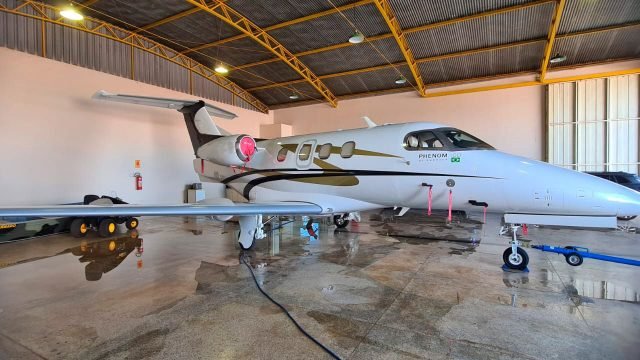 EMBRAER PHENOM 100 2009 À VENDA