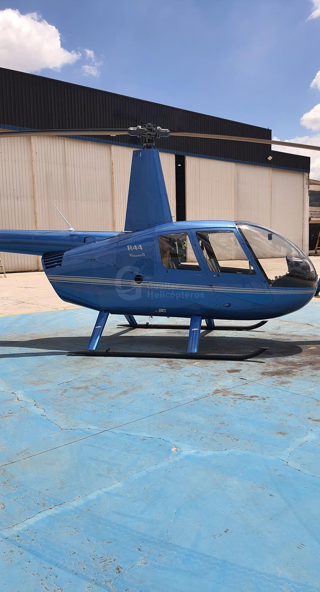 ROBINSON R44 RAVEN II 2006