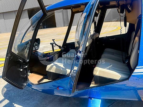 ROBINSON R44 RAVEN II 2006