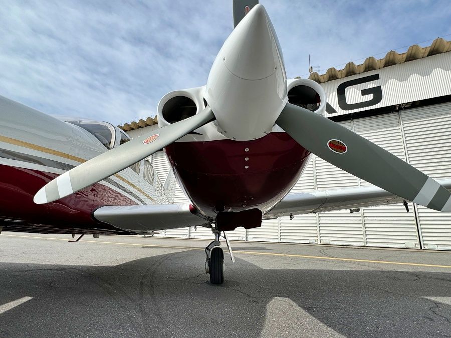 SENECA III EMB-810 1986