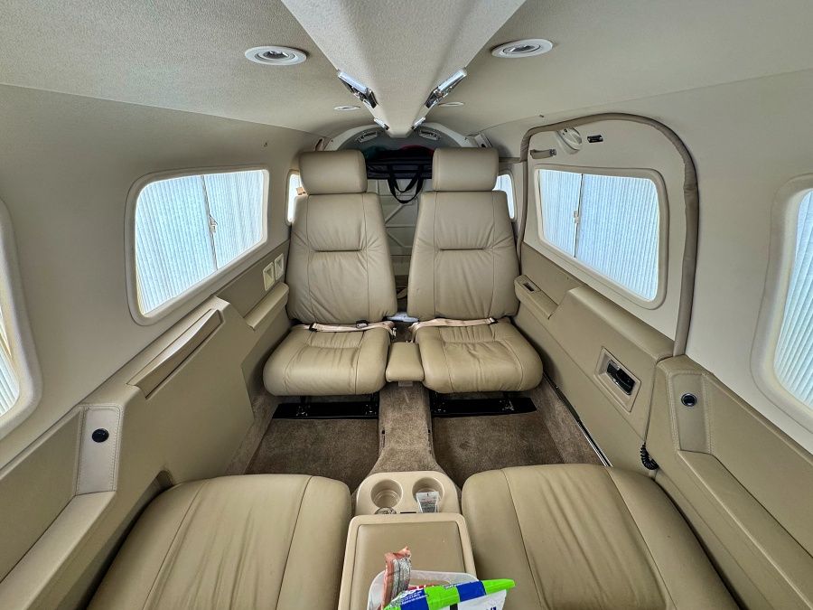 SENECA III EMB-810 1986