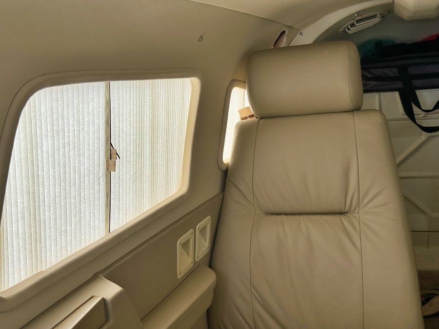 SENECA III EMB-810 1986