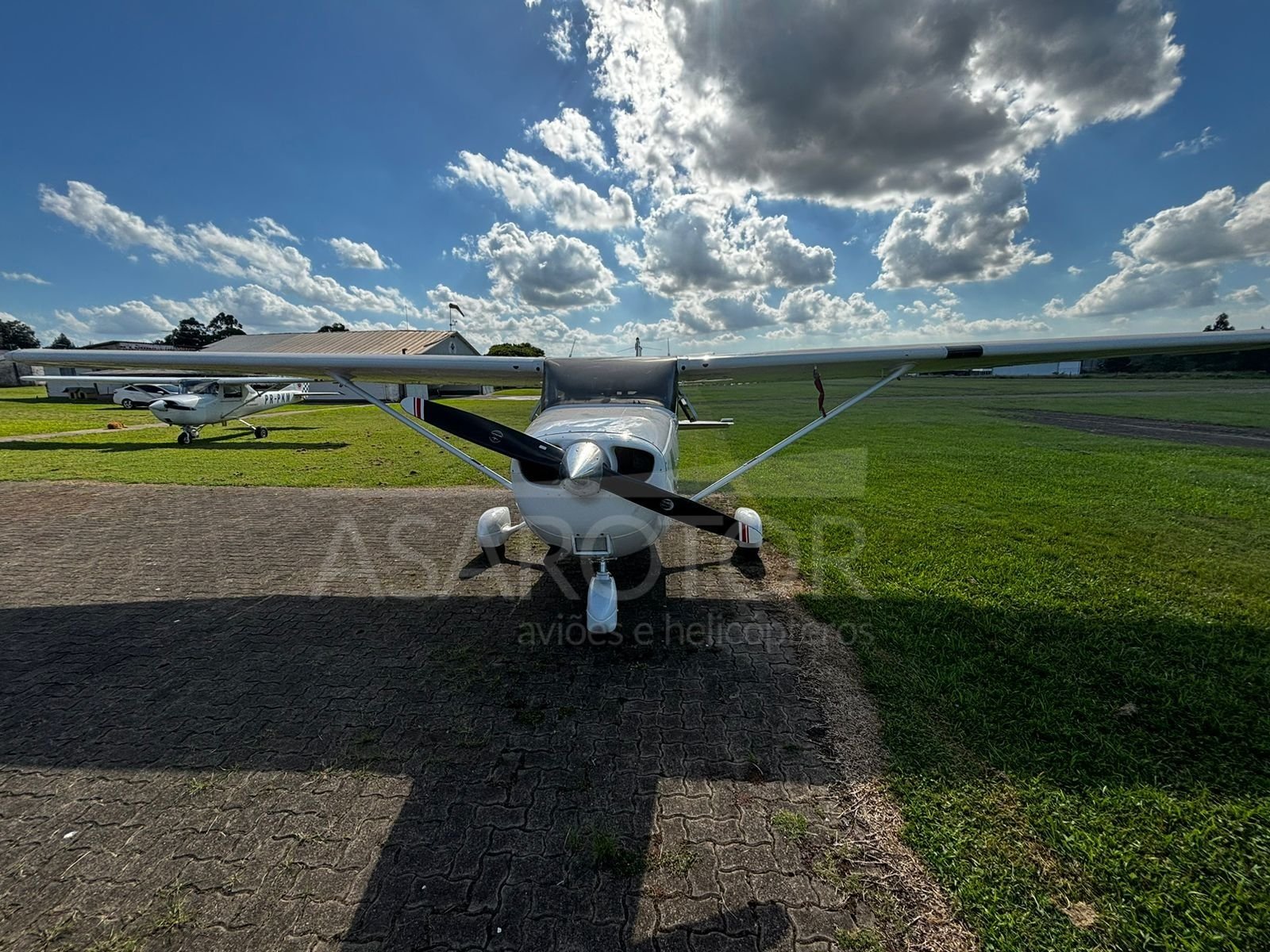 CESSNA 172S SKYHAWK 2003