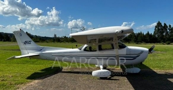 CESSNA 172S SKYHAWK 2003