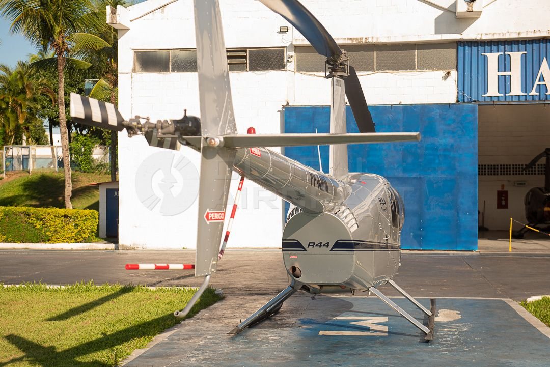 ROBINSON R44 RAVEN II 2006