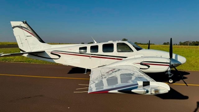 BEECHCRAFT BARON G58 2008