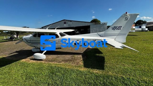 CESSNA SKYHAWK 172S 2003