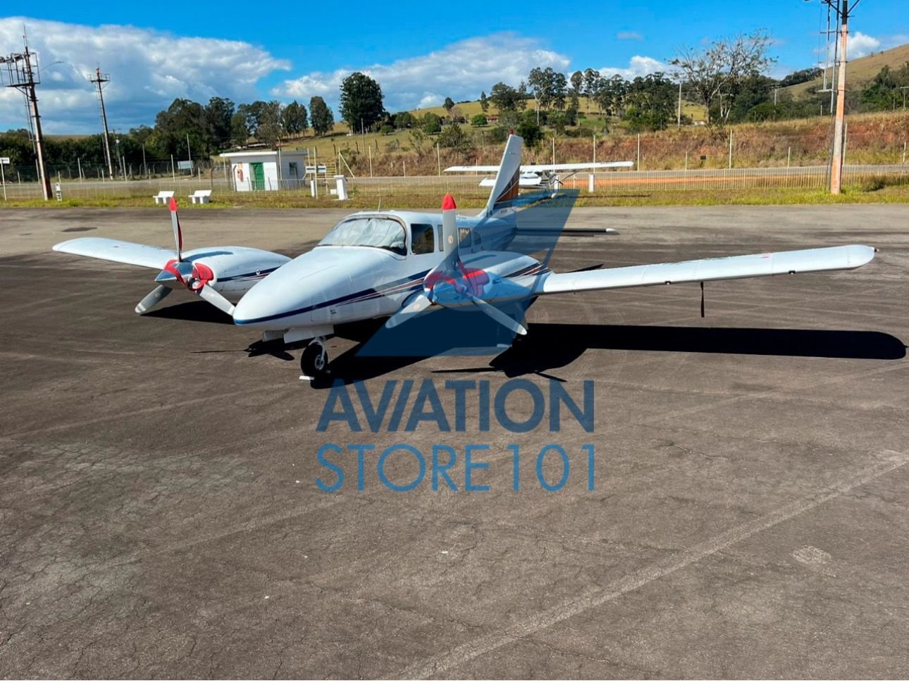 EMBRAER SENECA III EMB-810D 1985