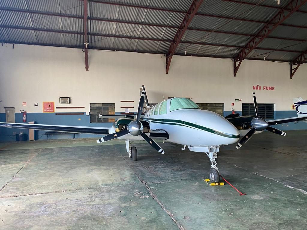 BEECHCRAFT BARON B58 1983