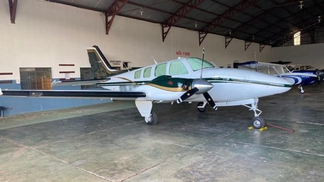 BEECHCRAFT BARON B58 1983