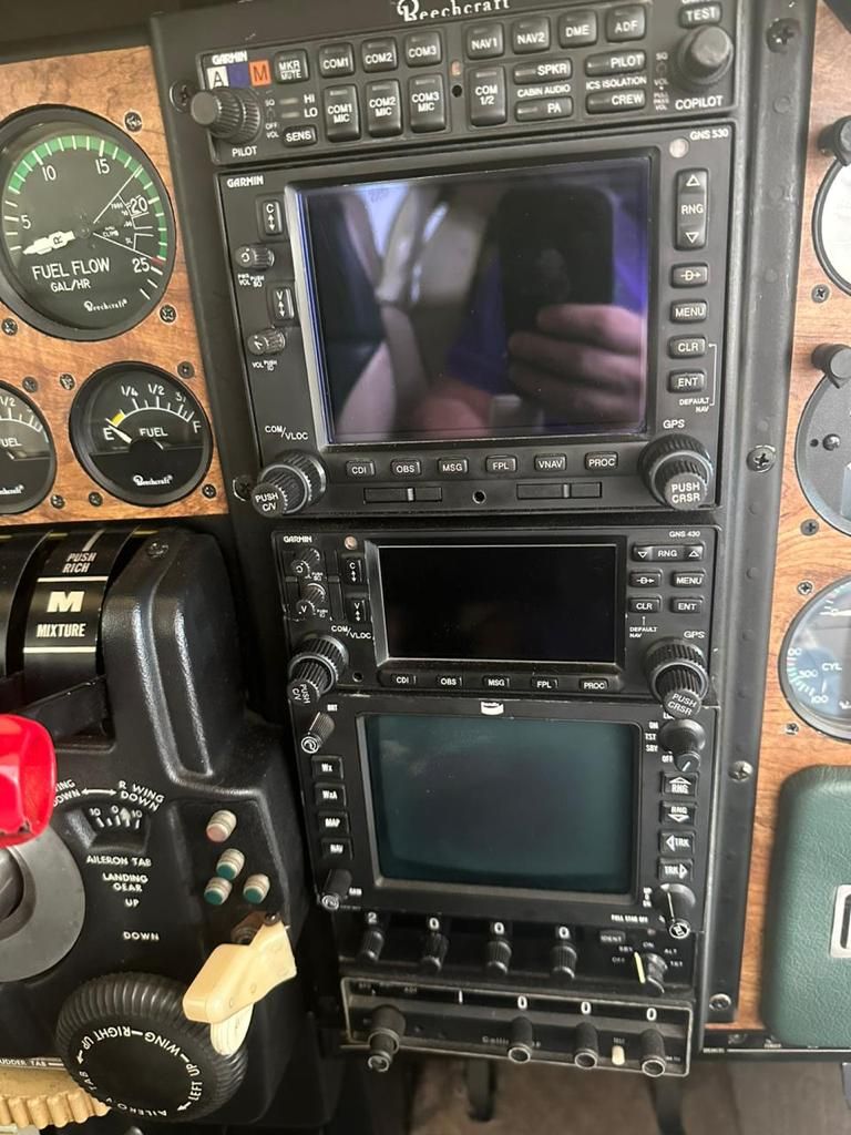 BEECHCRAFT BARON B58 1983