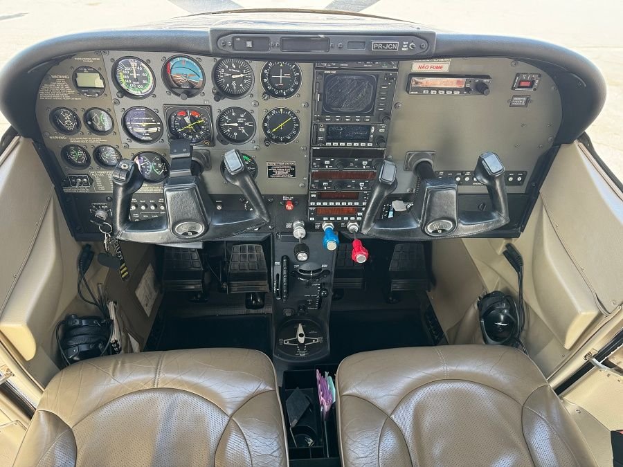 CESSNA 182 SKYLANE ASPIRADO 2004