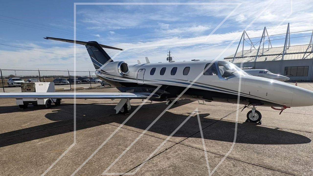 CESSNA CITATION JET 2001