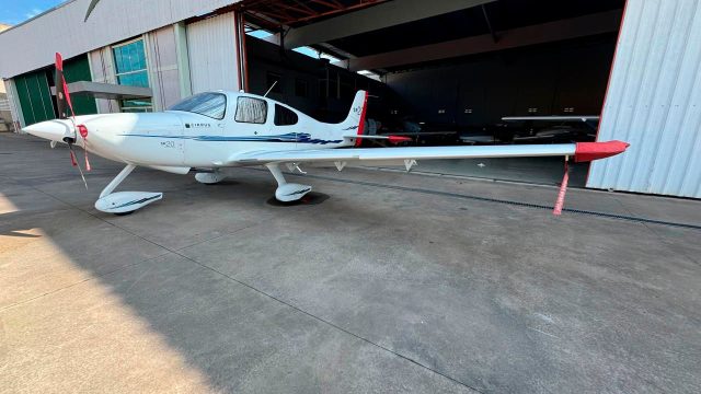 CIRRUS SR20 G3 2008