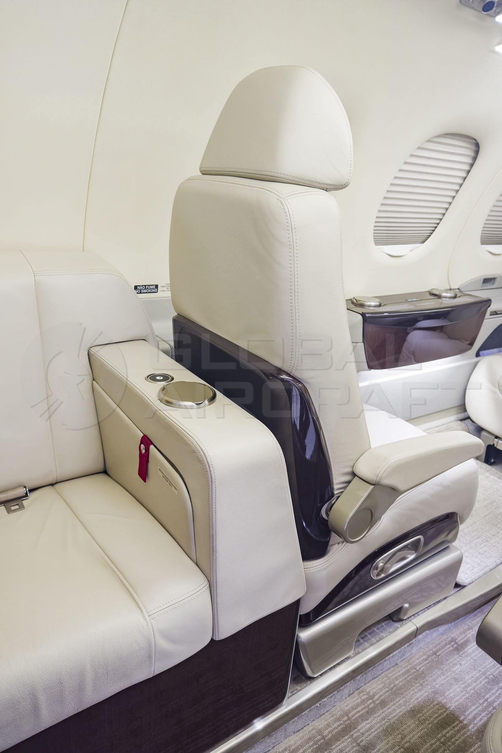 EMBRAER PHENOM 100E 2015
