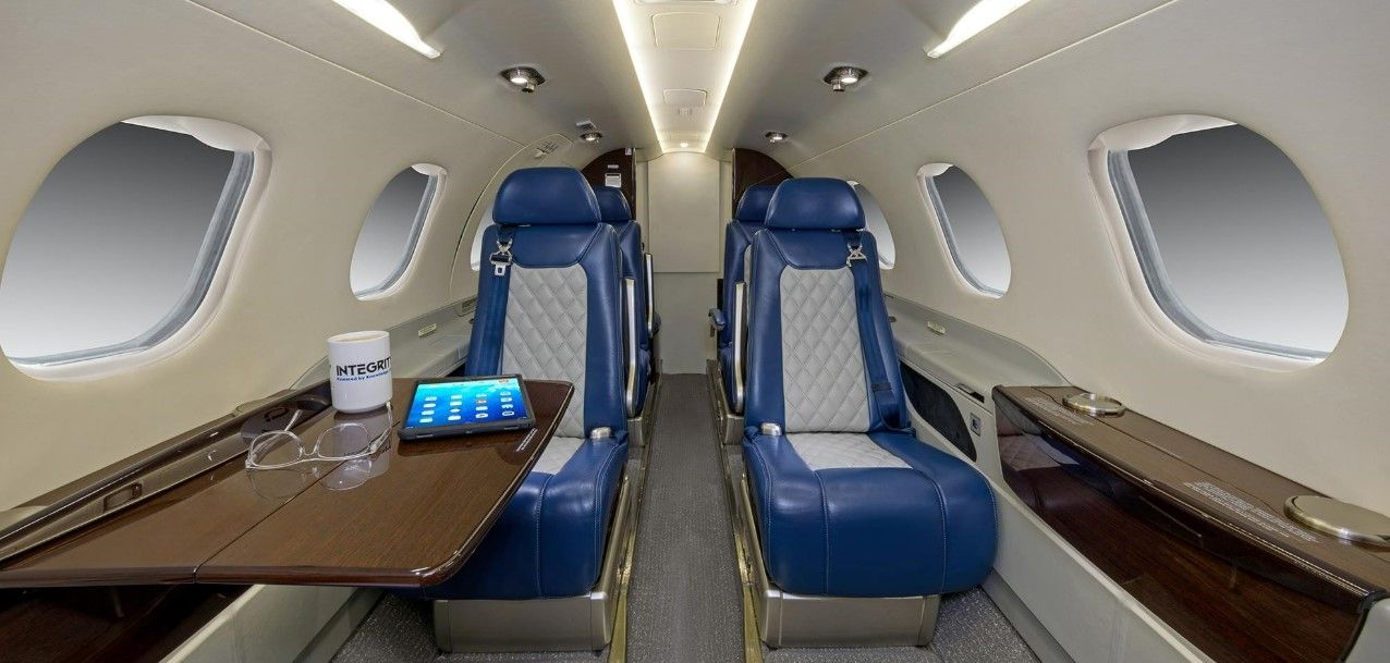 EMBRAER PHENOM 300 2014