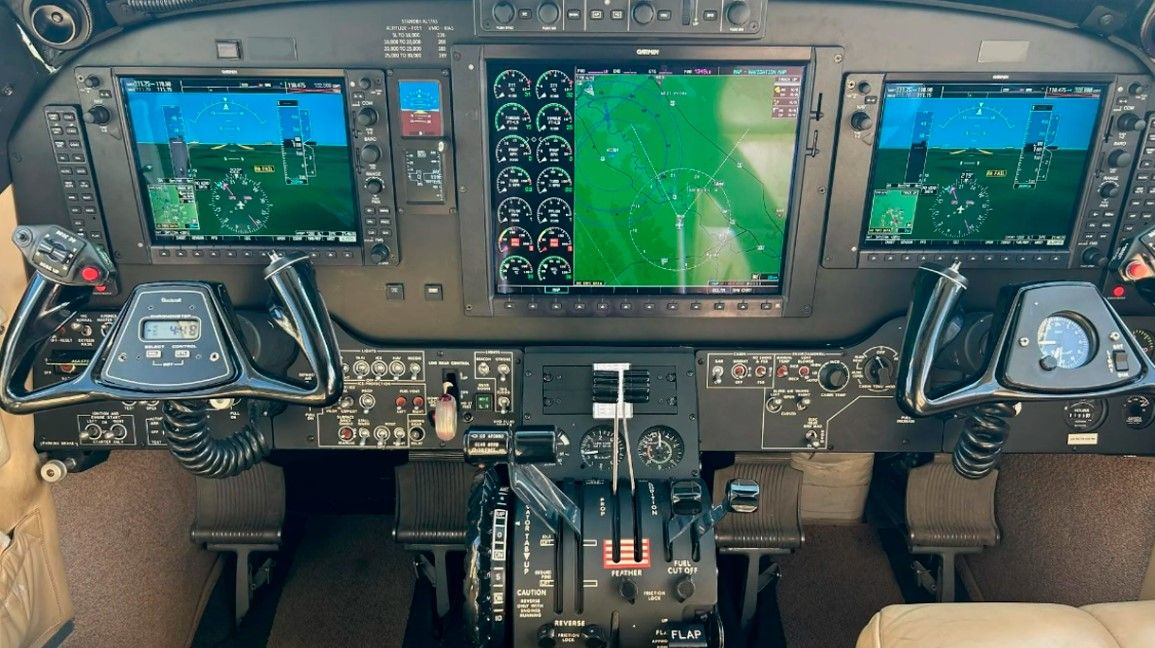 BEECHCRAFT KING AIR C90B 2005