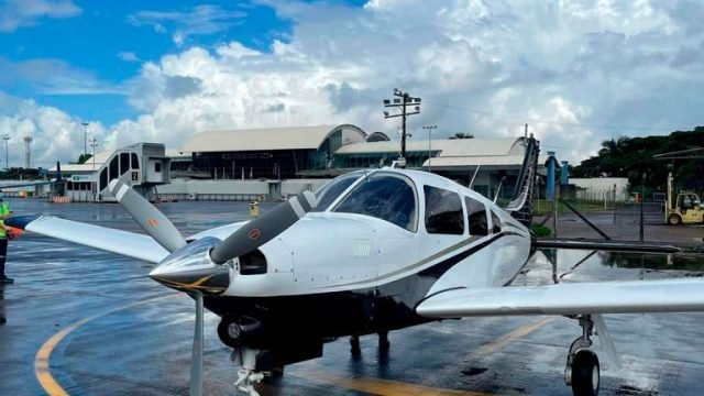 PIPER ARROW III PA-28R-201T 1977