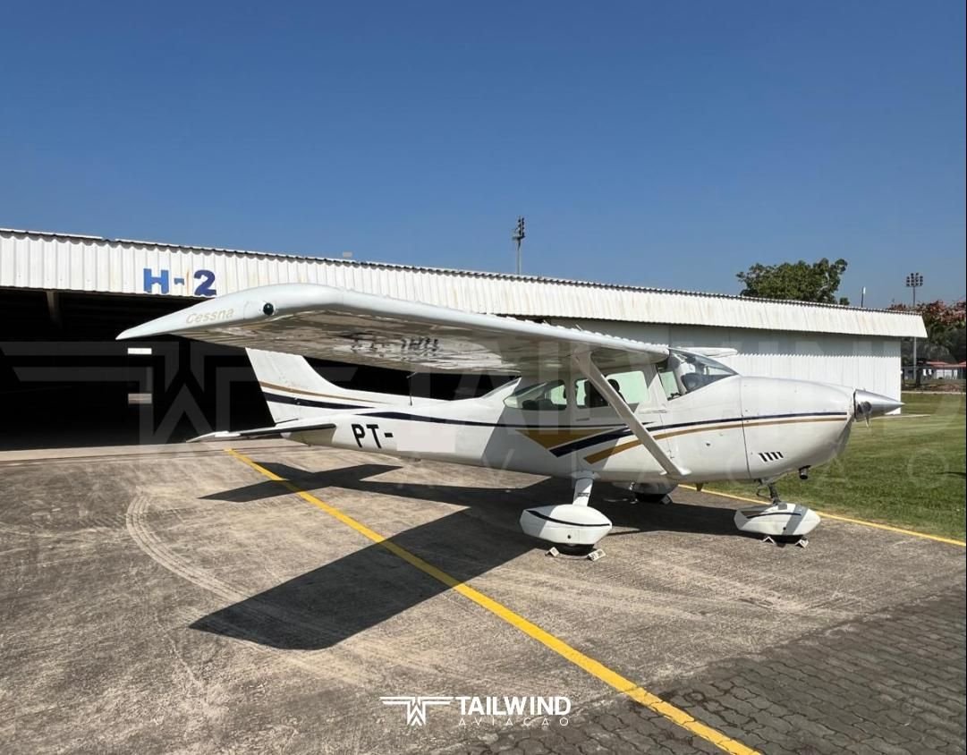 CESSNA 182P SKYLANE 1974