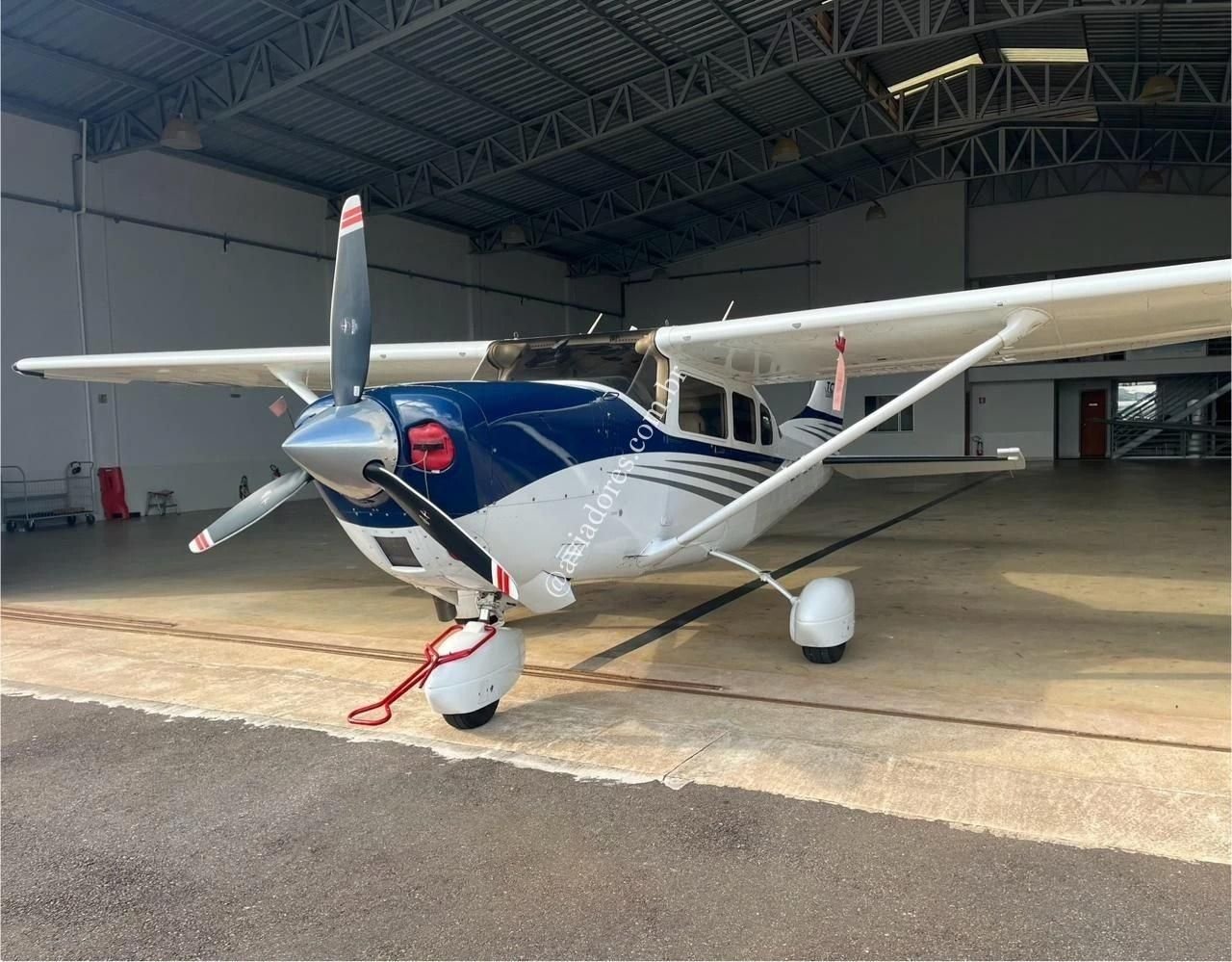 CESSNA T206H TURBO STATIONAIR 2004