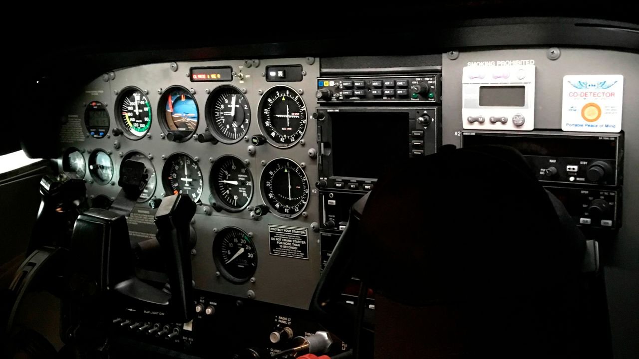 CESSNA 172 SP SKYHAWK 2003