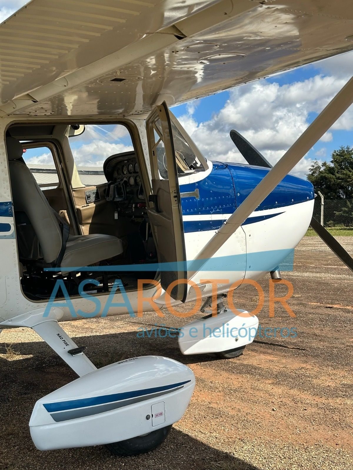 CESSNA 172R SKYHAWK 1997