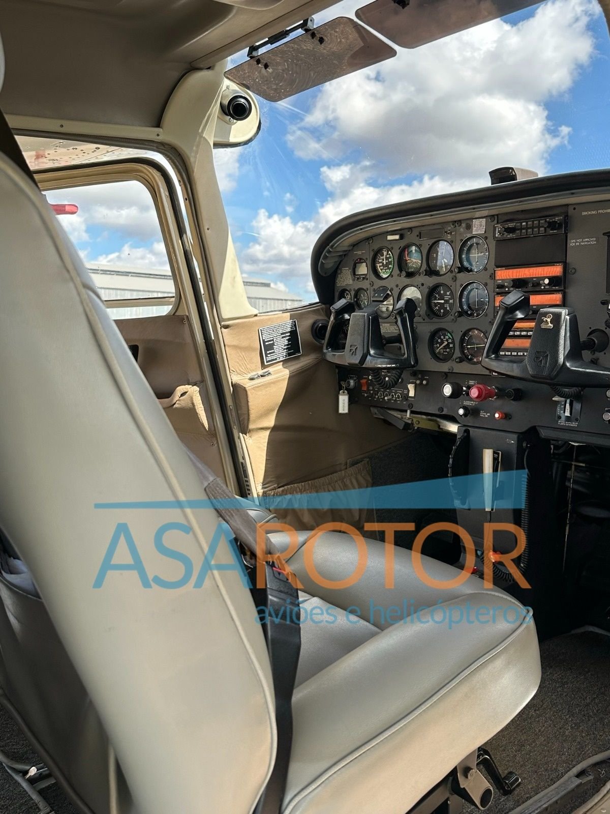 CESSNA 172R SKYHAWK 1997