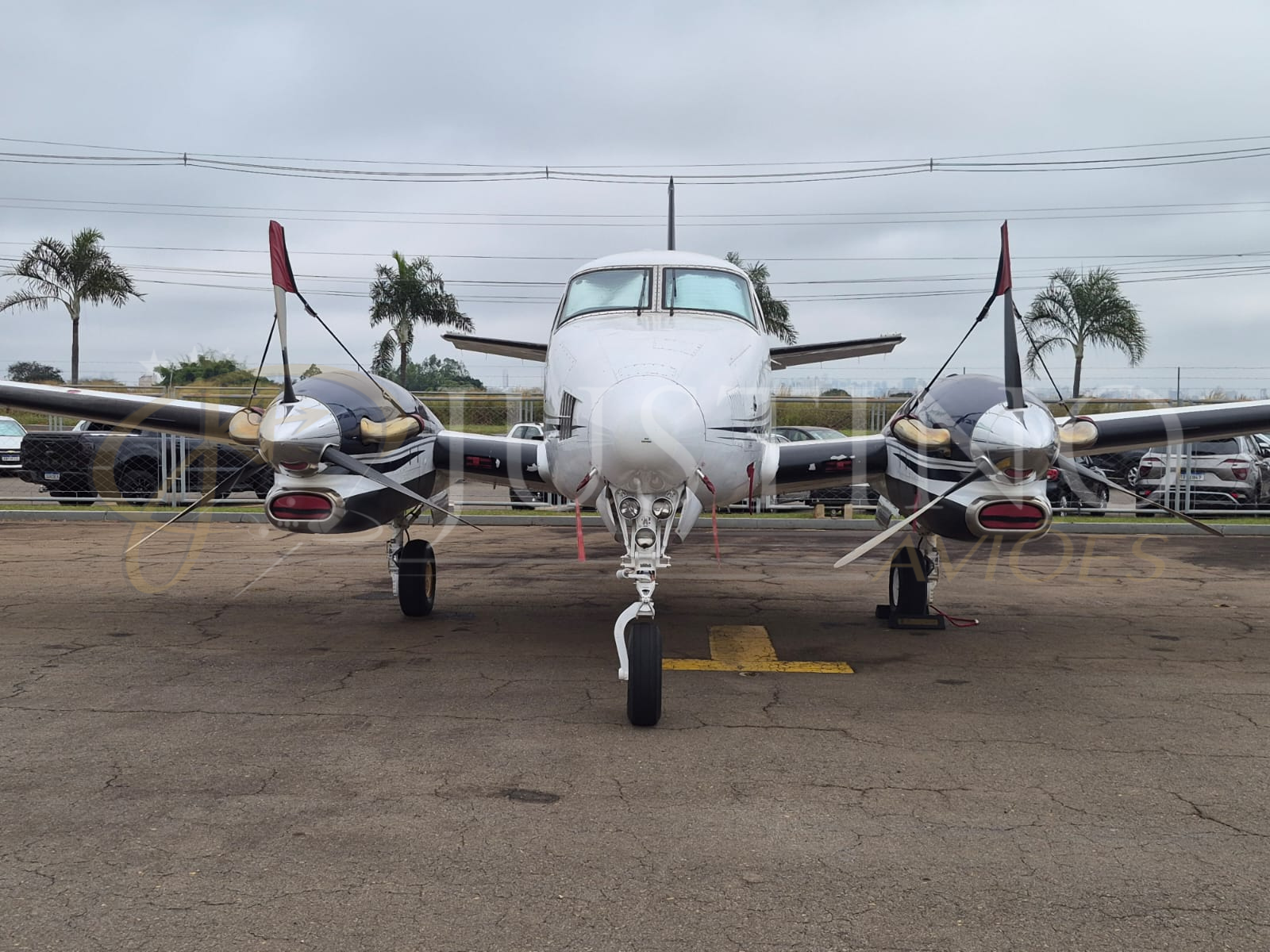 KING AIR C90A 1990 — foto 11 de 11