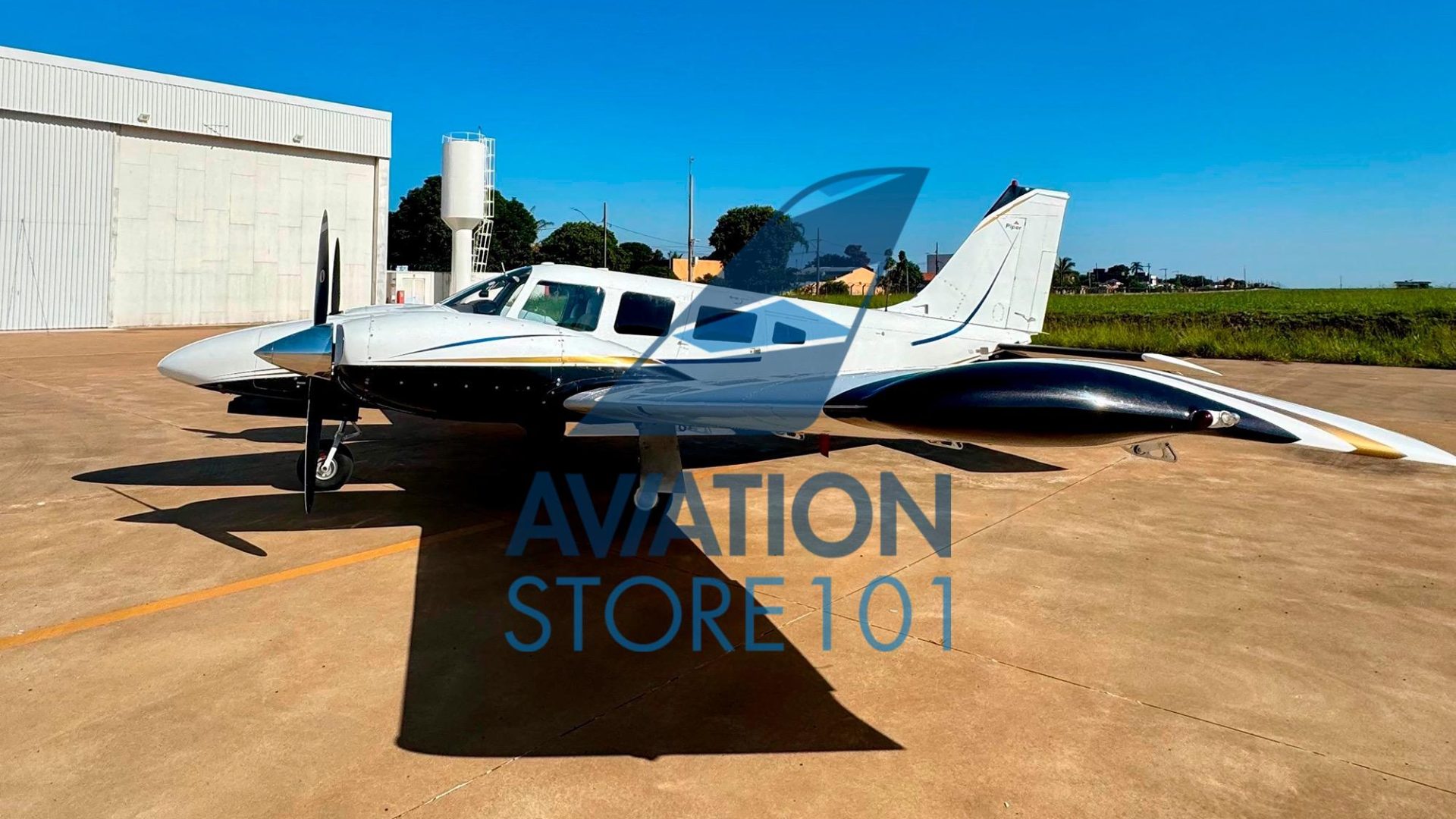 EMBRAER SENECA II EMB-810C 1981