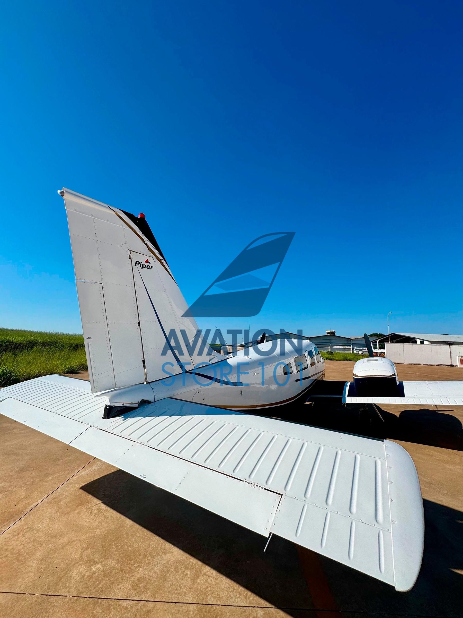 EMBRAER SENECA II EMB-810C 1981