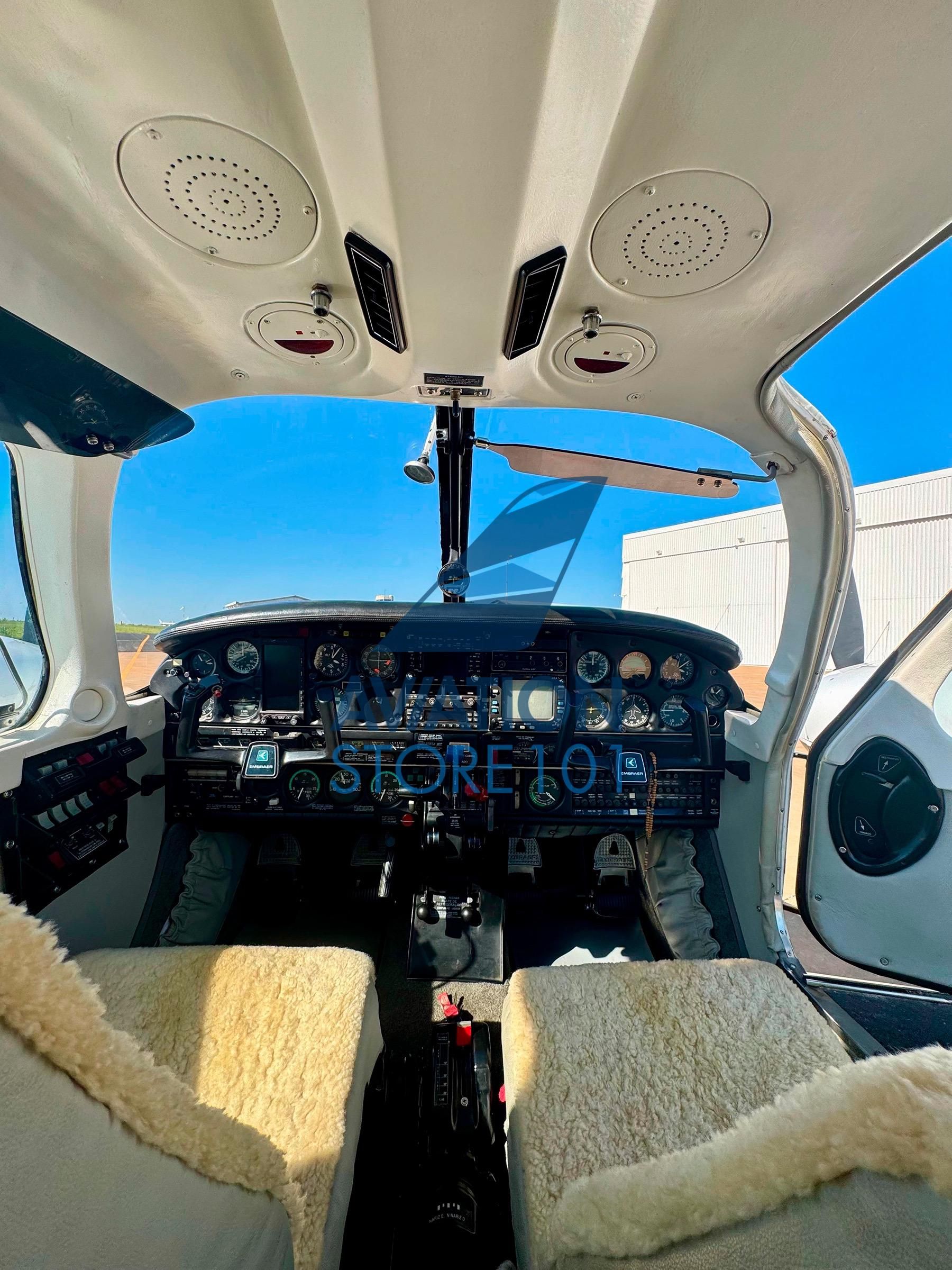 EMBRAER SENECA II EMB-810C 1981