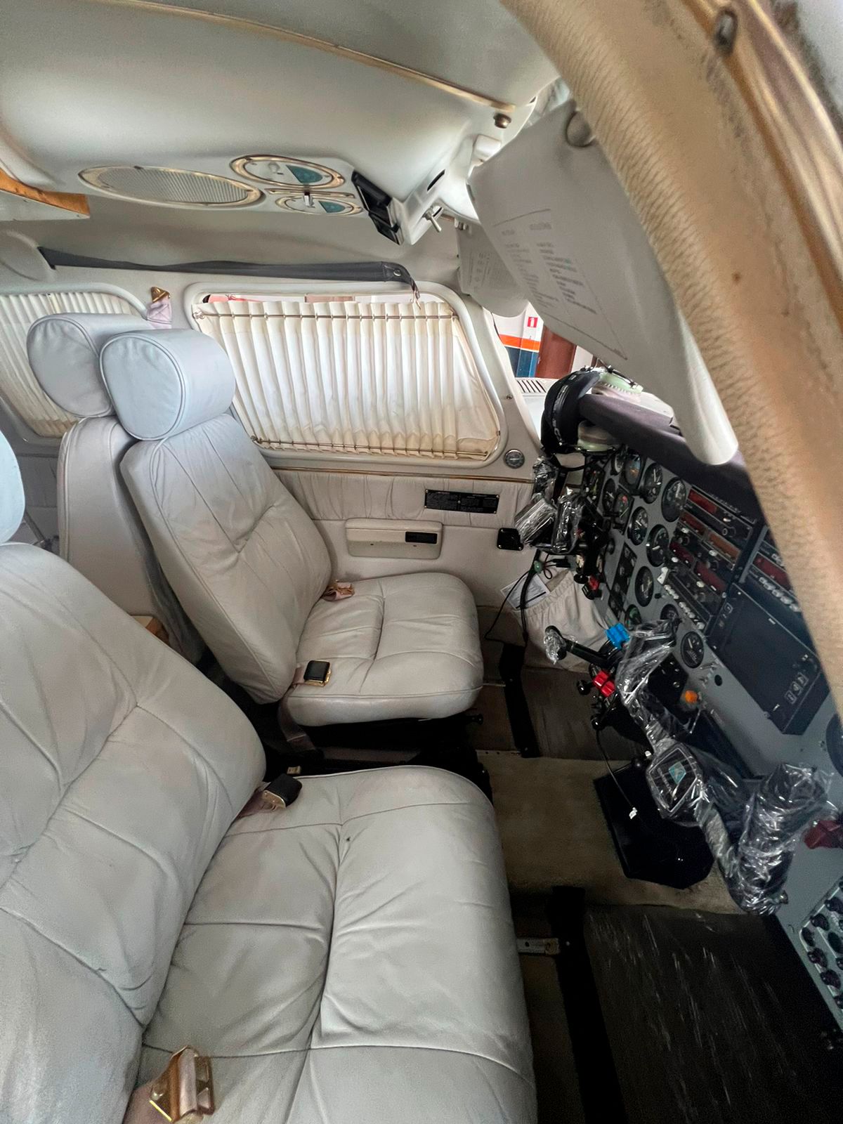 EMBRAER SENECA III EMB-810D 1995