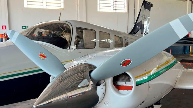 EMBRAER SENECA III EMB-810D 1995