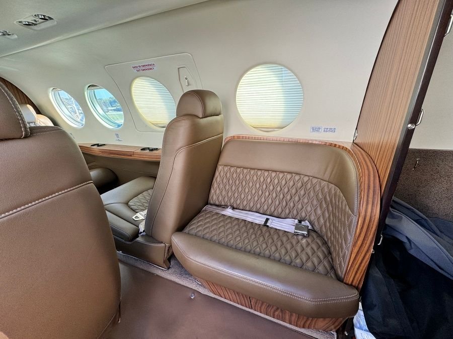 BEECHCRAFT KING AIR C90A 1990