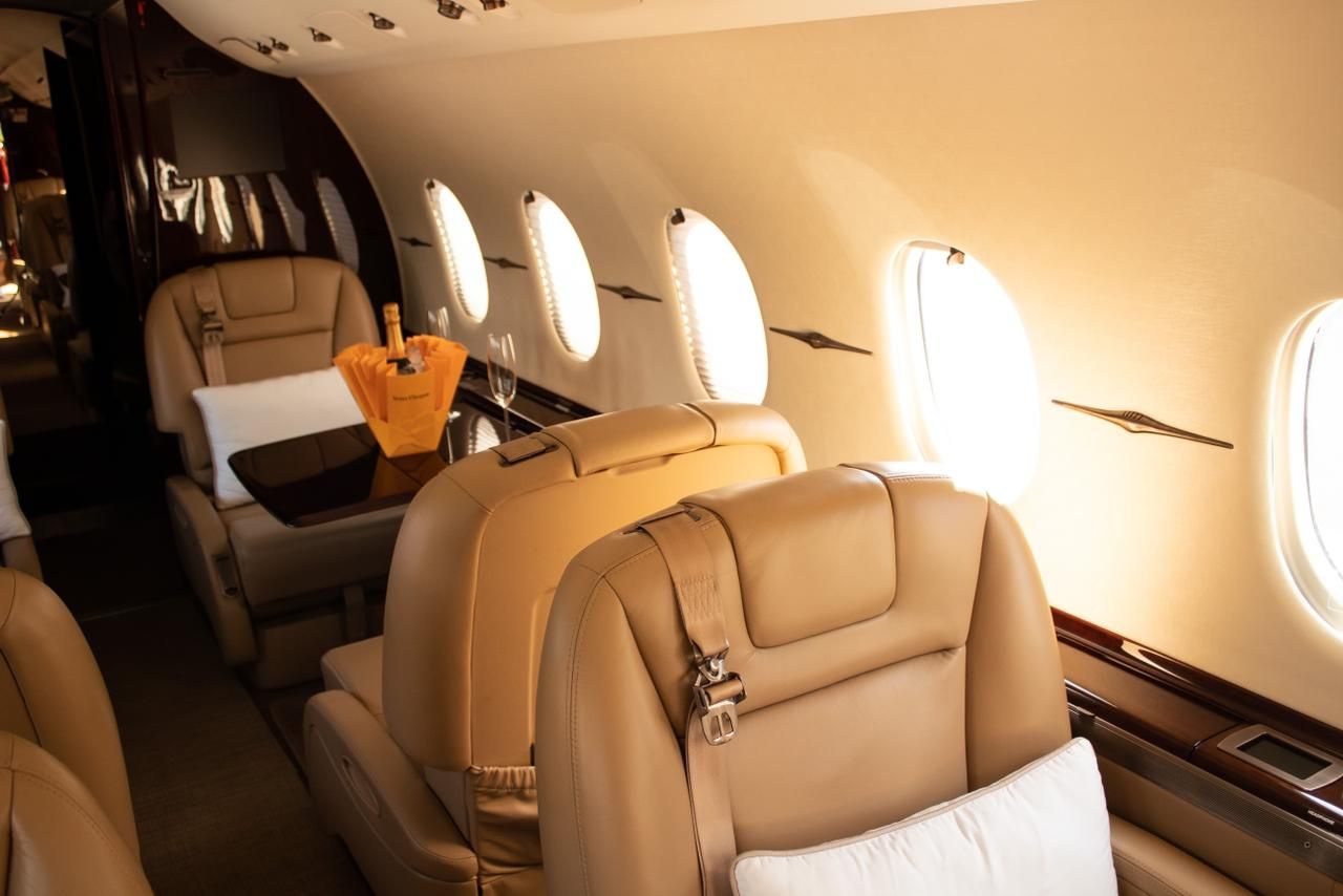 HAWKER 4000 2008 à venda