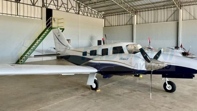 PIPER PA-34-220T SENECA V 2001
