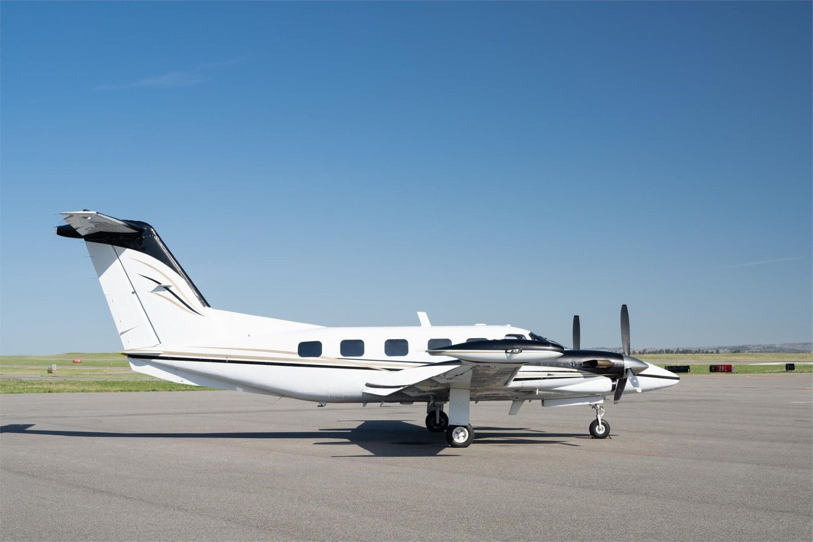 PIPER CHEYENNE III 1981