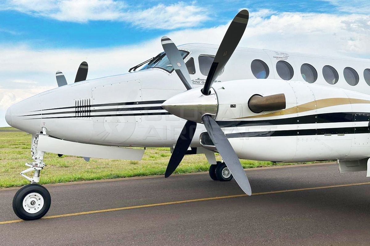 BEECHCRAFT KING AIR 350 2000
