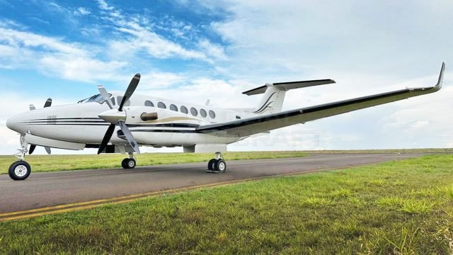 BEECHCRAFT KING AIR 350 2000