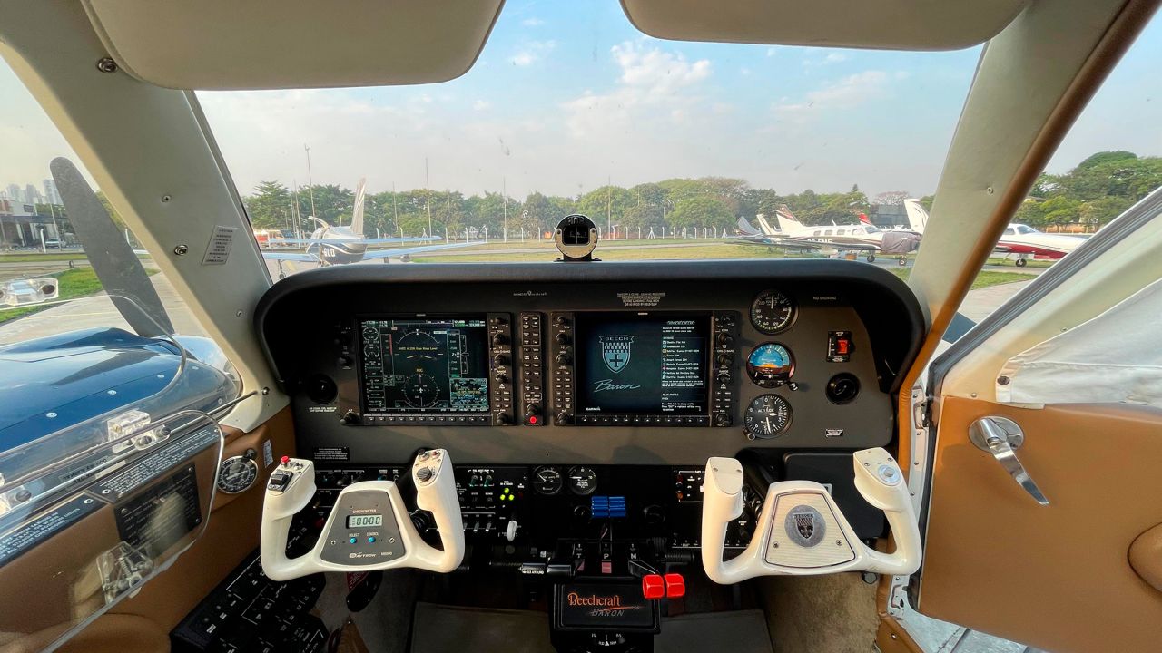 BEECHCRAFT BARON G58 2008