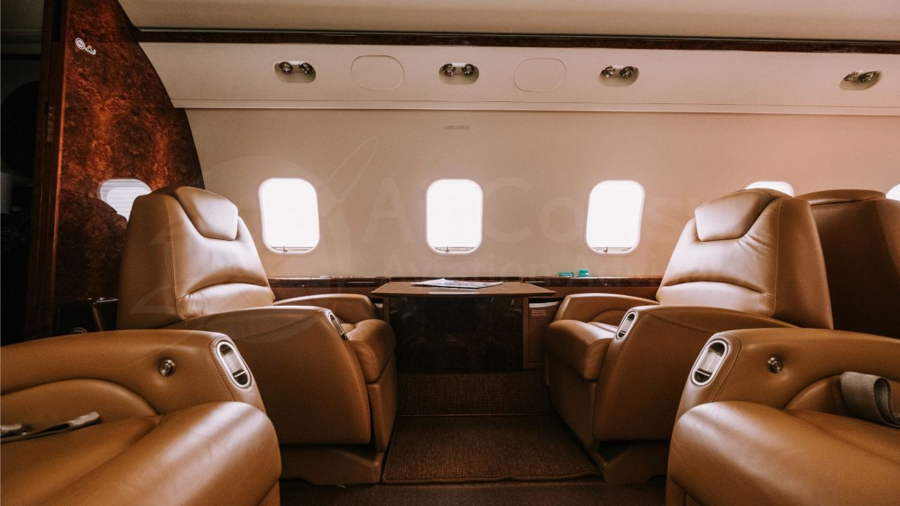 BOMBARDIER CHALLENGER 300 2008